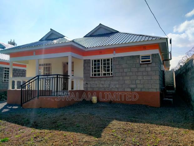 4bdrm Bungalow in Kanisani, Nkoroi for sale - main view