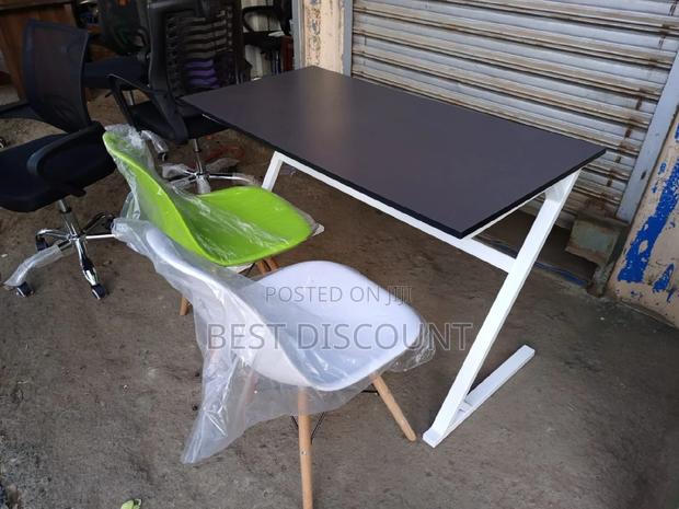 Office Table and Chair - main view