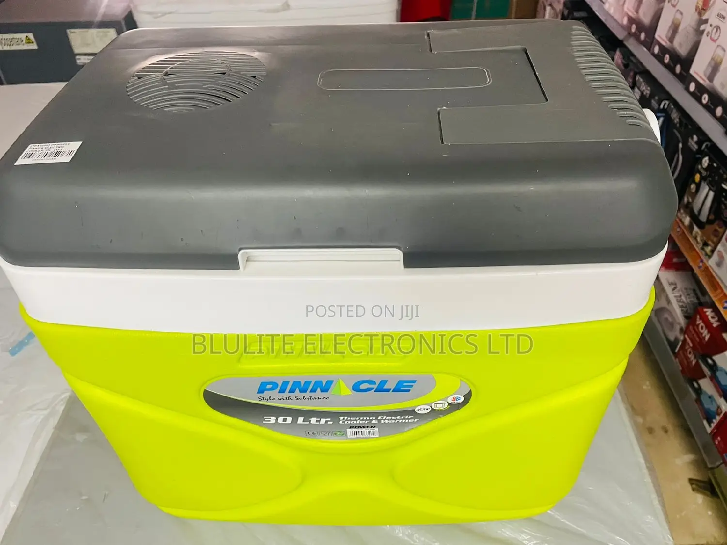 Pinnacle Cooler Box