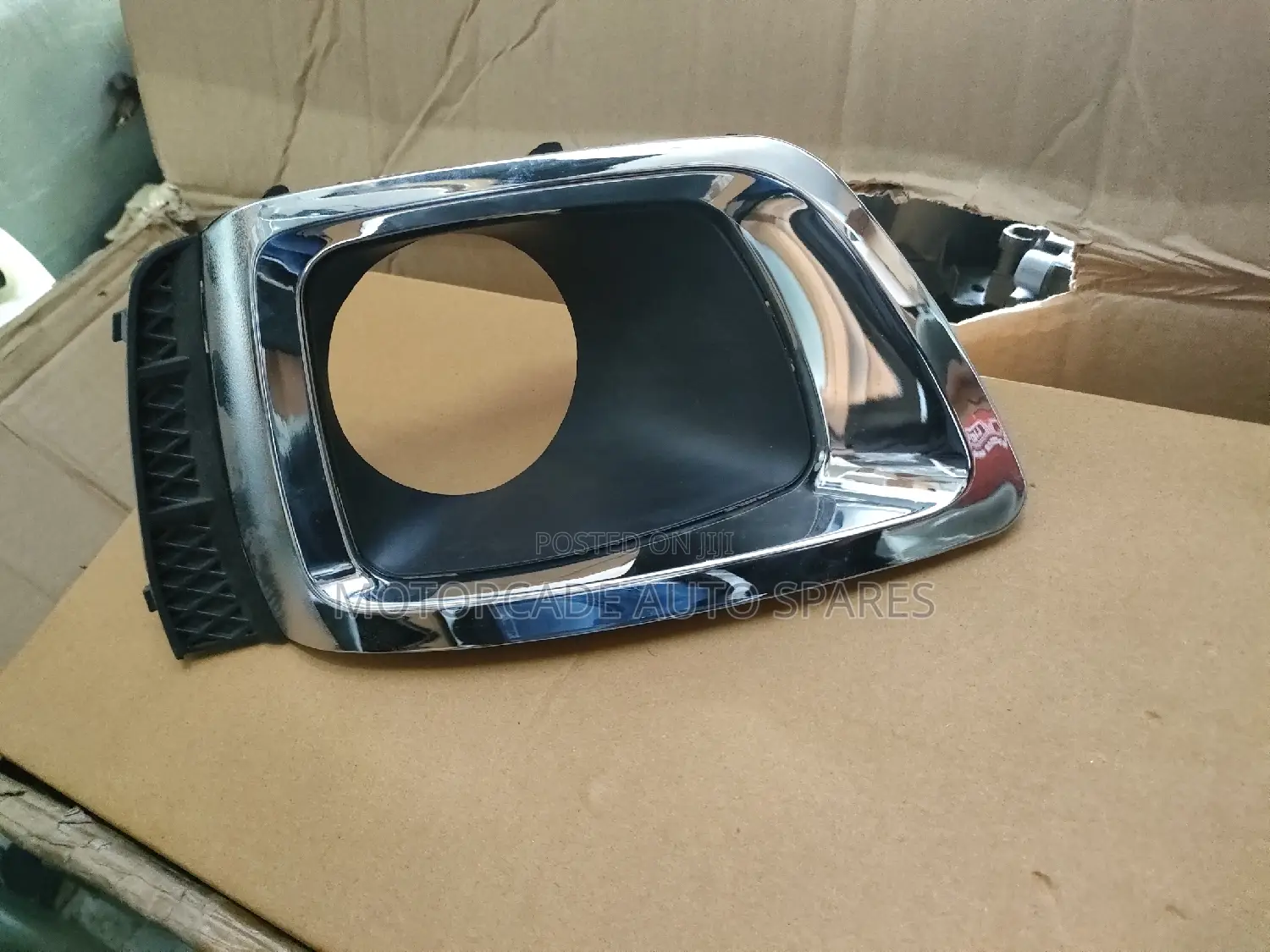 Subaru Forester SJG Fog Light Cover