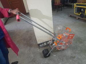 Seed Planter With Both Seeds and Fertiliser Pockets - thumbnail 2