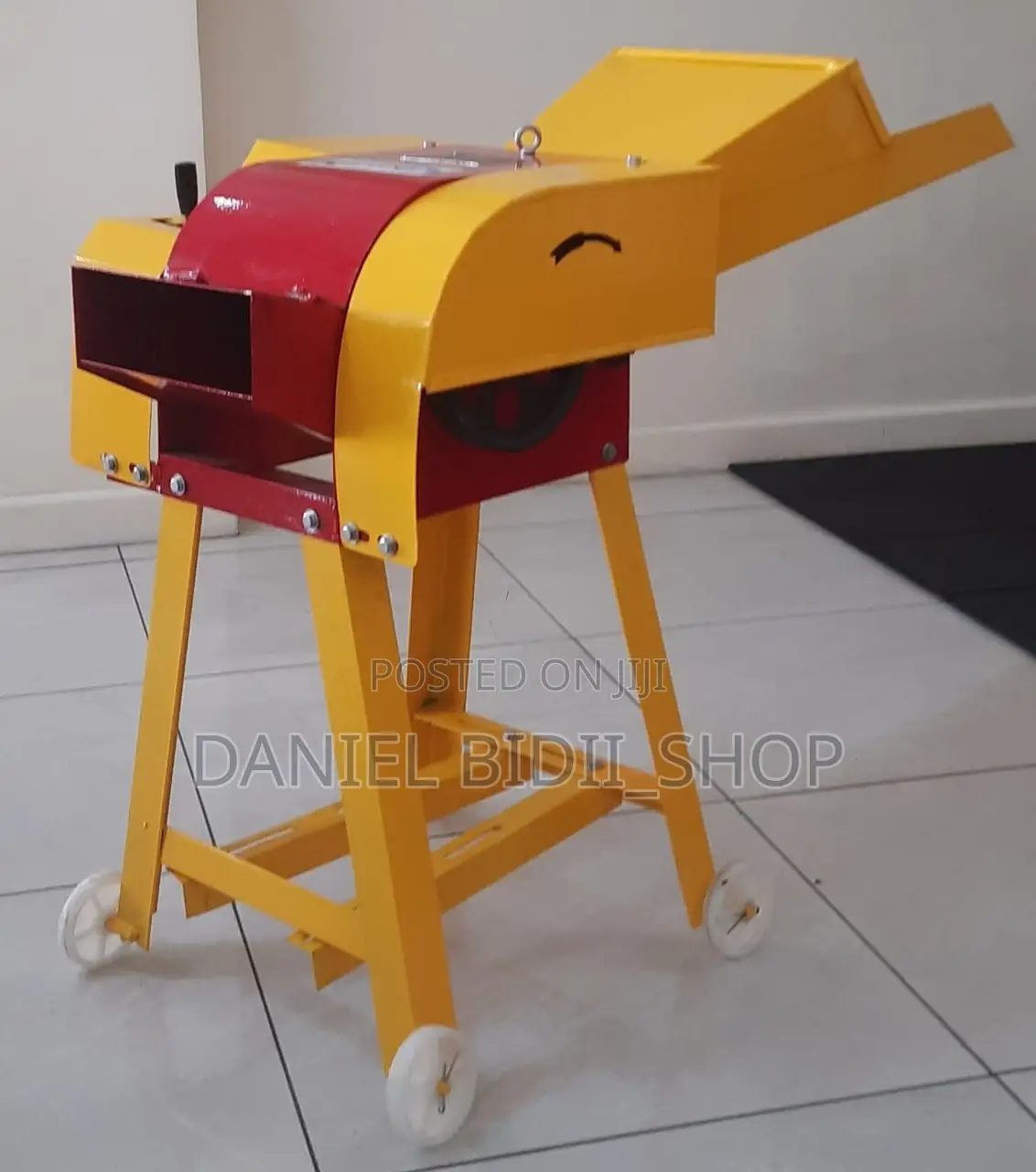 McC300 Milano Italia High Speed Chopper
