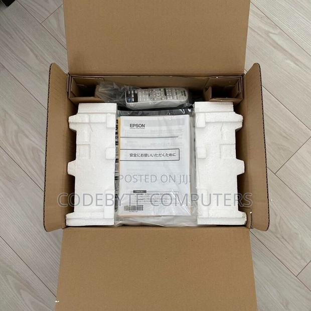 Epson Eb-e01 Xga 3lcd 3300 Lumens Projector - thumbnail 5