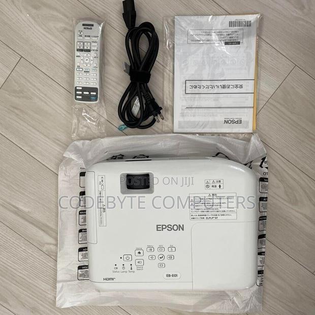 Epson Eb-e01 Xga 3lcd 3300 Lumens Projector - thumbnail 3