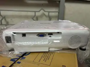 Epson Eb-E01 3300 Lumens !! Epson Eb-E01 3300 Lumens