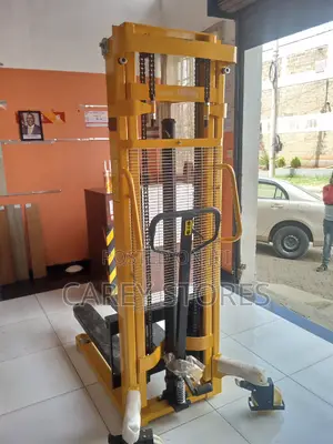 Manual Stacker/ Pallet Stacker
