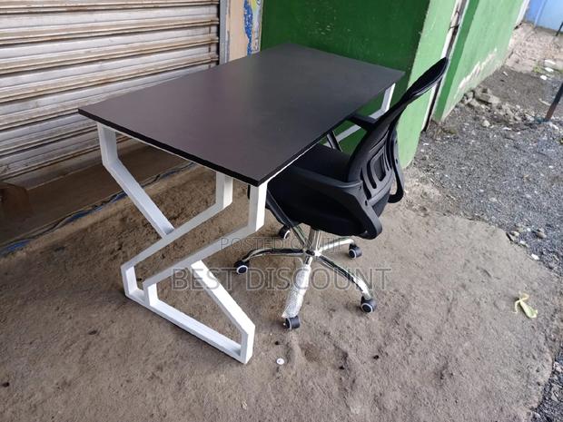 Office Table With Metallic Stands 1200mm - main view