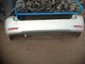 Fielder 2005 Rearbumper