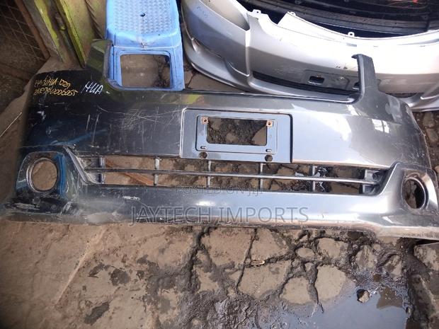 Noah 2009 Frontbumper - main view