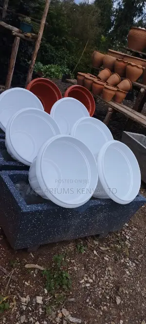 White Flower Pots Plastic Material