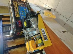 New Chain Hoist - thumbnail 2