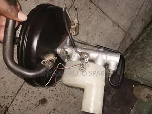 Toyota Carina Ti Brake Master Cylinder Booster Complete