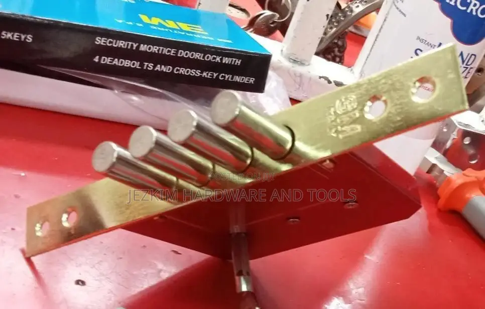 Deadlock Steel Door