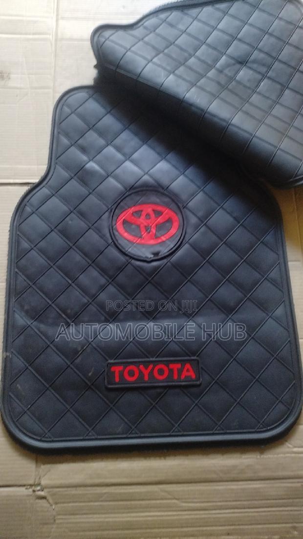 Toyota Floor Mats Black Antislip Red Logo