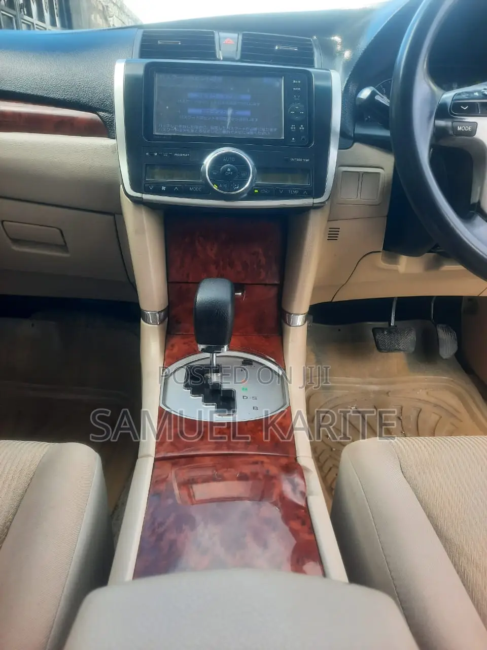 Toyota Premio 2014 White
