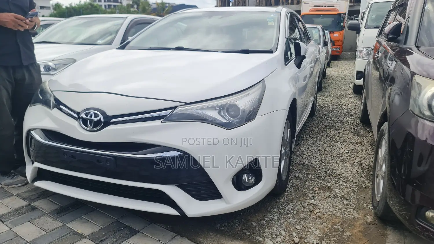 Toyota Avensis 2017 White