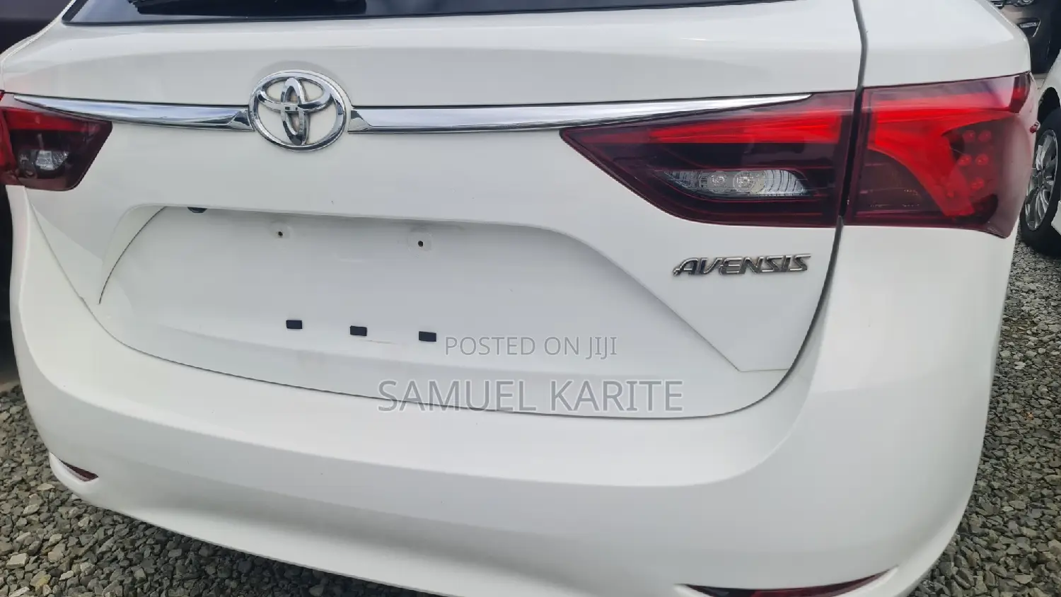 Toyota Avensis 2017 White