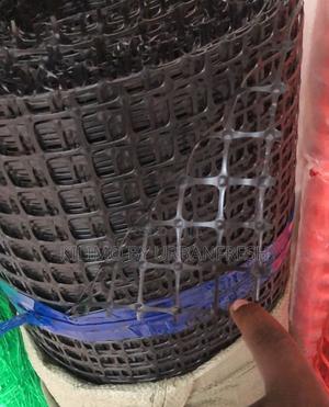 Plastic Fence Roll : 50m X 1m - thumbnail 2