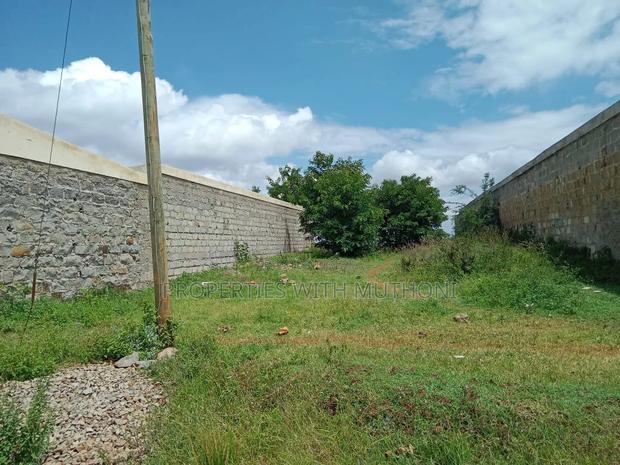 40 × 80 Plot for Sale at Kwa-Vee, Sagana
