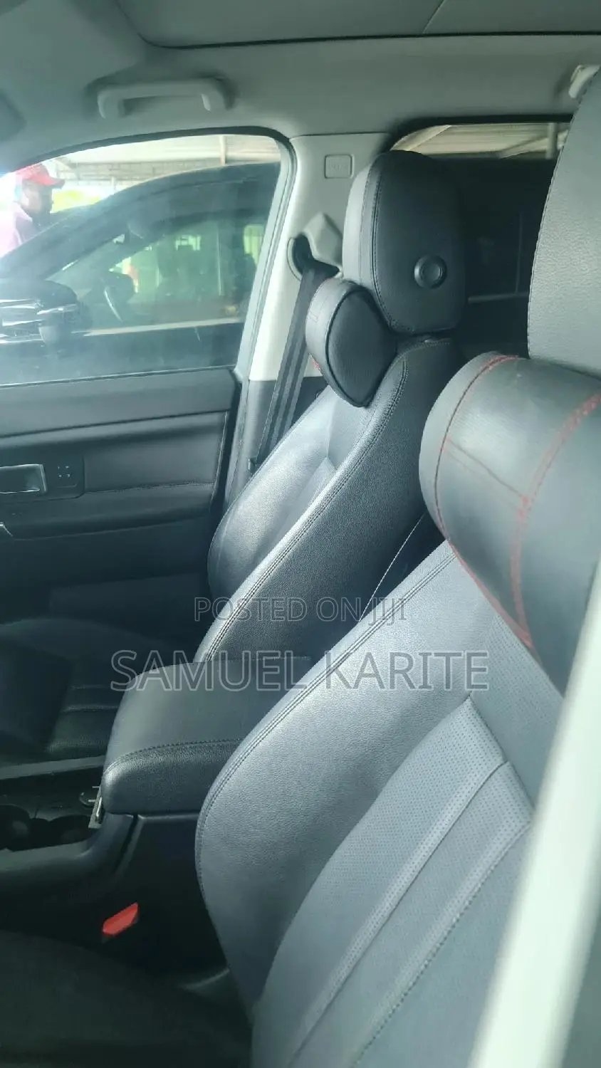 Land Rover Discovery Sport 2016 Gray