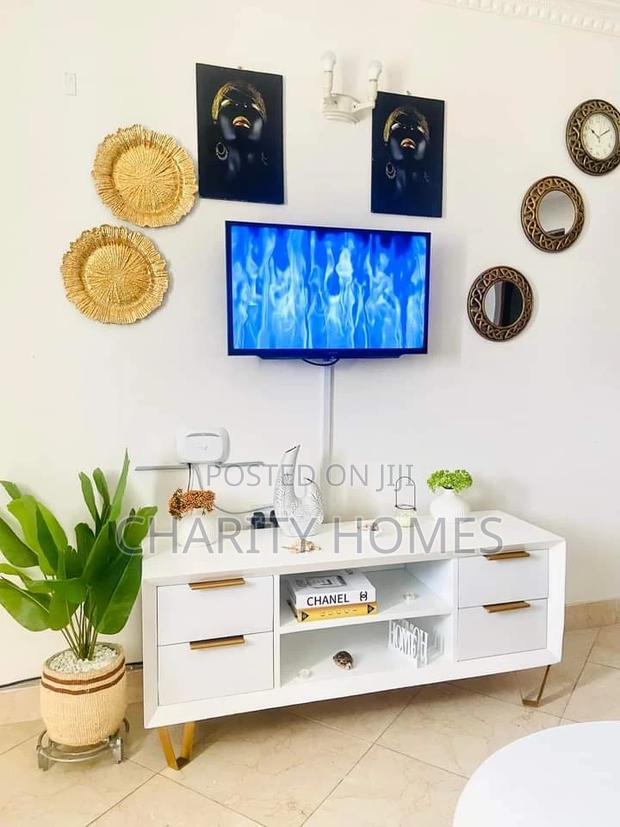 Airbnb One Bedroom South B - thumbnail 9