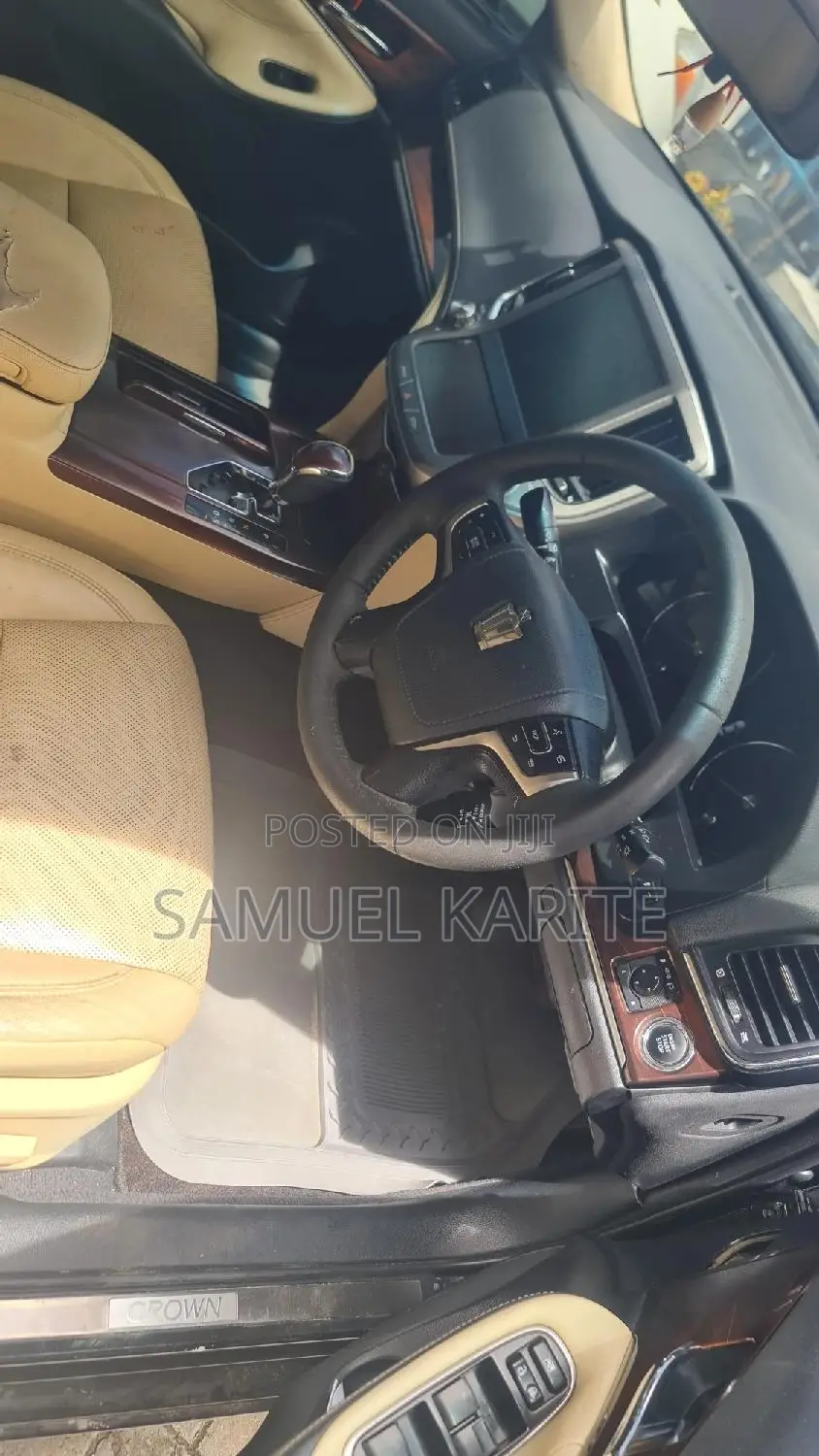 Toyota Crown 2015 Black