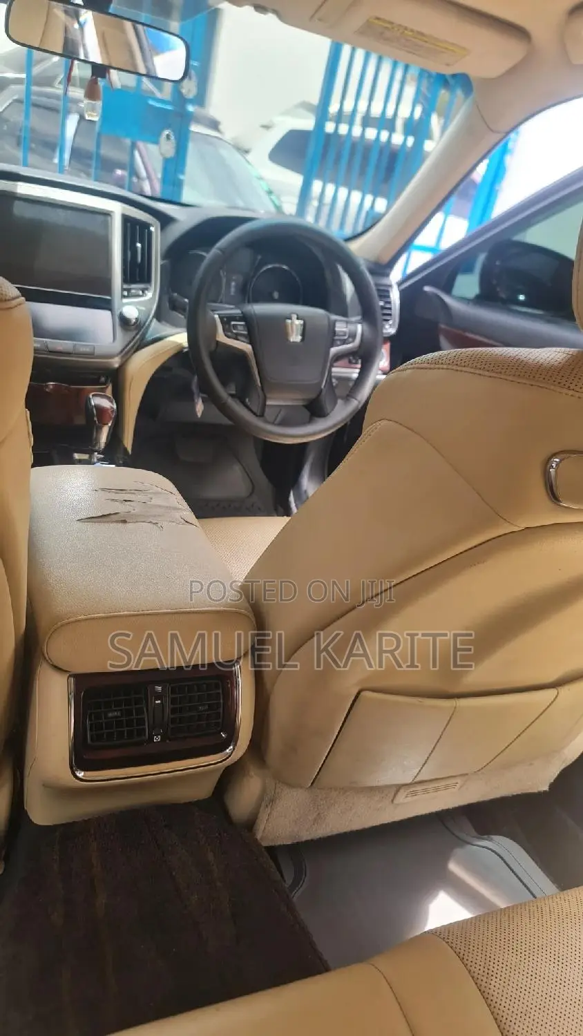 Toyota Crown 2015 Black