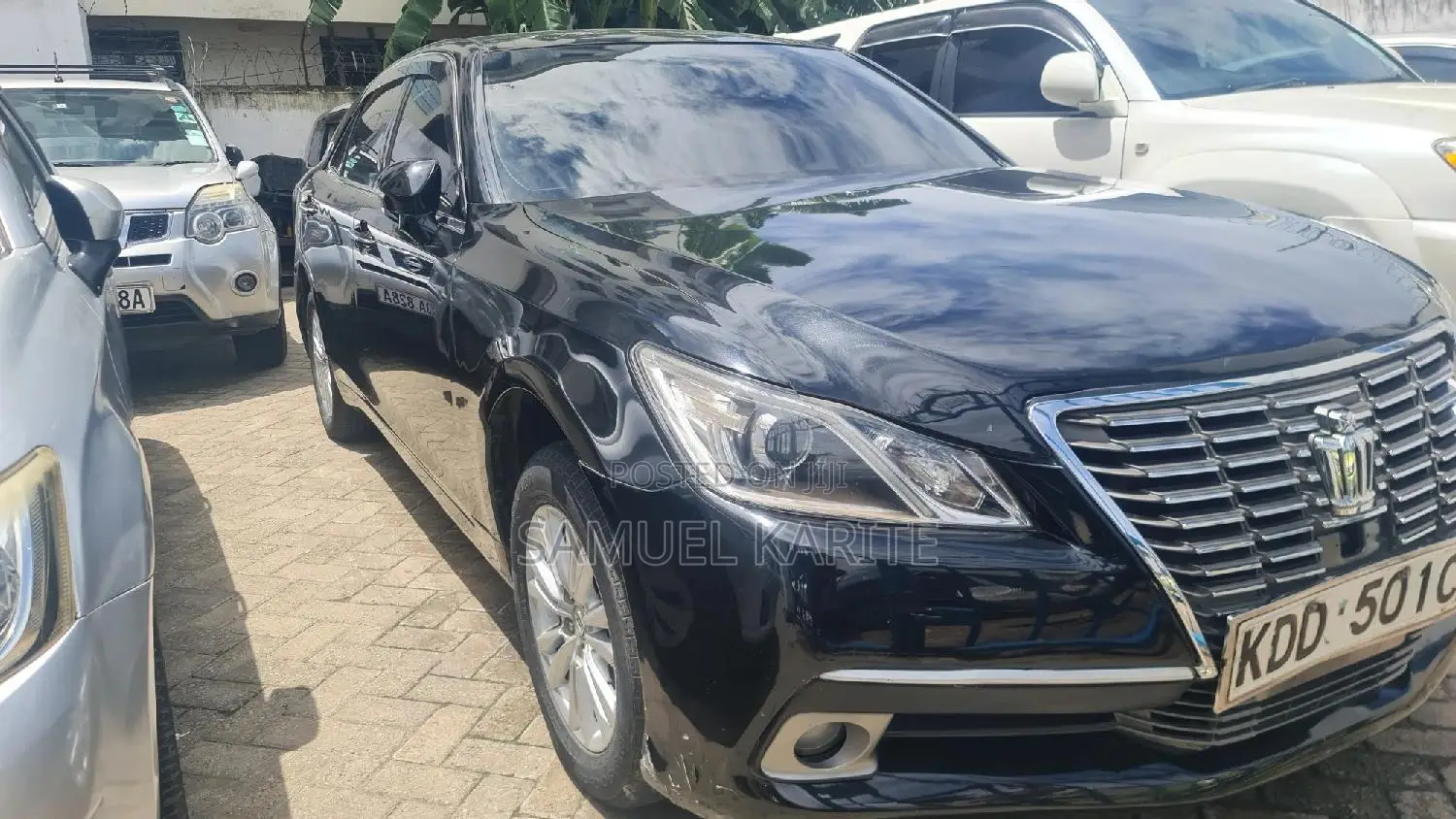 Toyota Crown 2015 Black