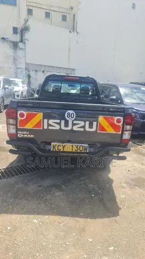 Isuzu D-MAX 2022 Gray