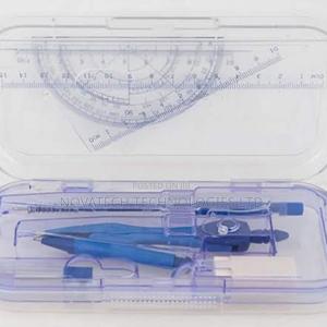Clear Geometrical Set