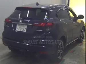 Honda Vezel 2018 Blue