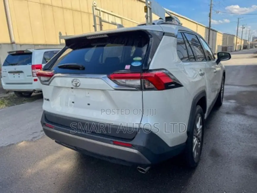 Toyota RAV4 2019 Pearl