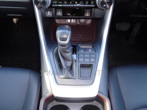 Toyota RAV4 2020 Blue - thumbnail 3