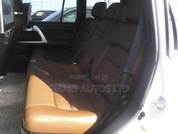 Toyota Land Cruiser 2017 Pearl - thumbnail 5