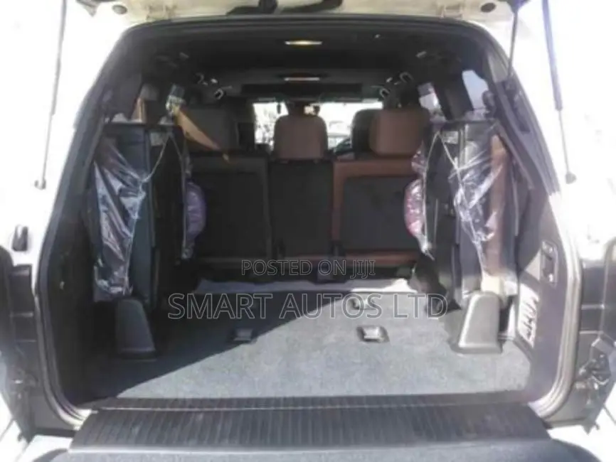 Toyota Land Cruiser 2017 Pearl