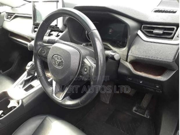 Toyota RAV4 2019 Black - thumbnail 3