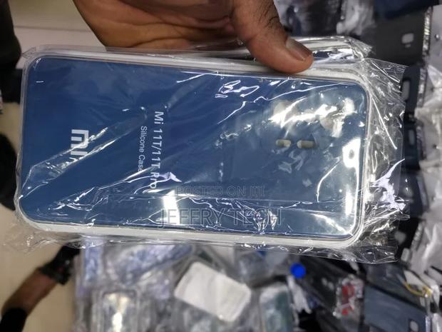 Silicone Back Case for Xiaomi Mi 11 T Pro - Blue - main view