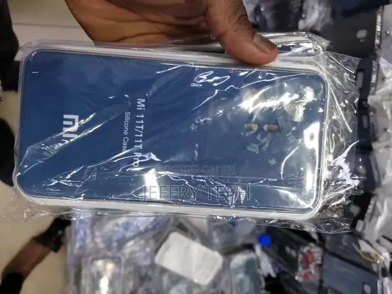 Silicone Back Case for Xiaomi Mi 11 T Pro - Blue