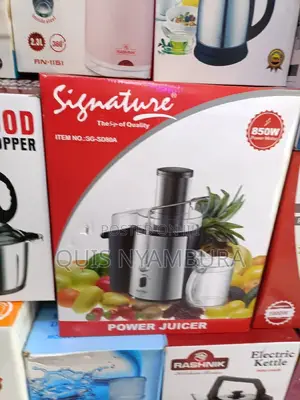 Commercial Signature Juicer Power Juicer.