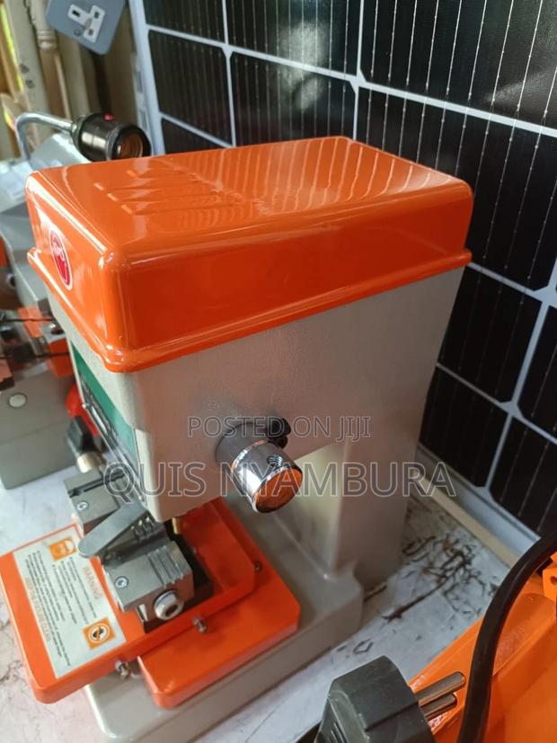 Key Cutter Key Cutting Machine - thumbnail 2