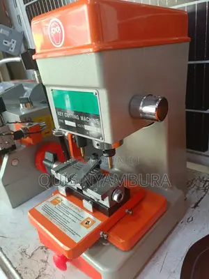 Key Cutting Machine (Key Cutter)