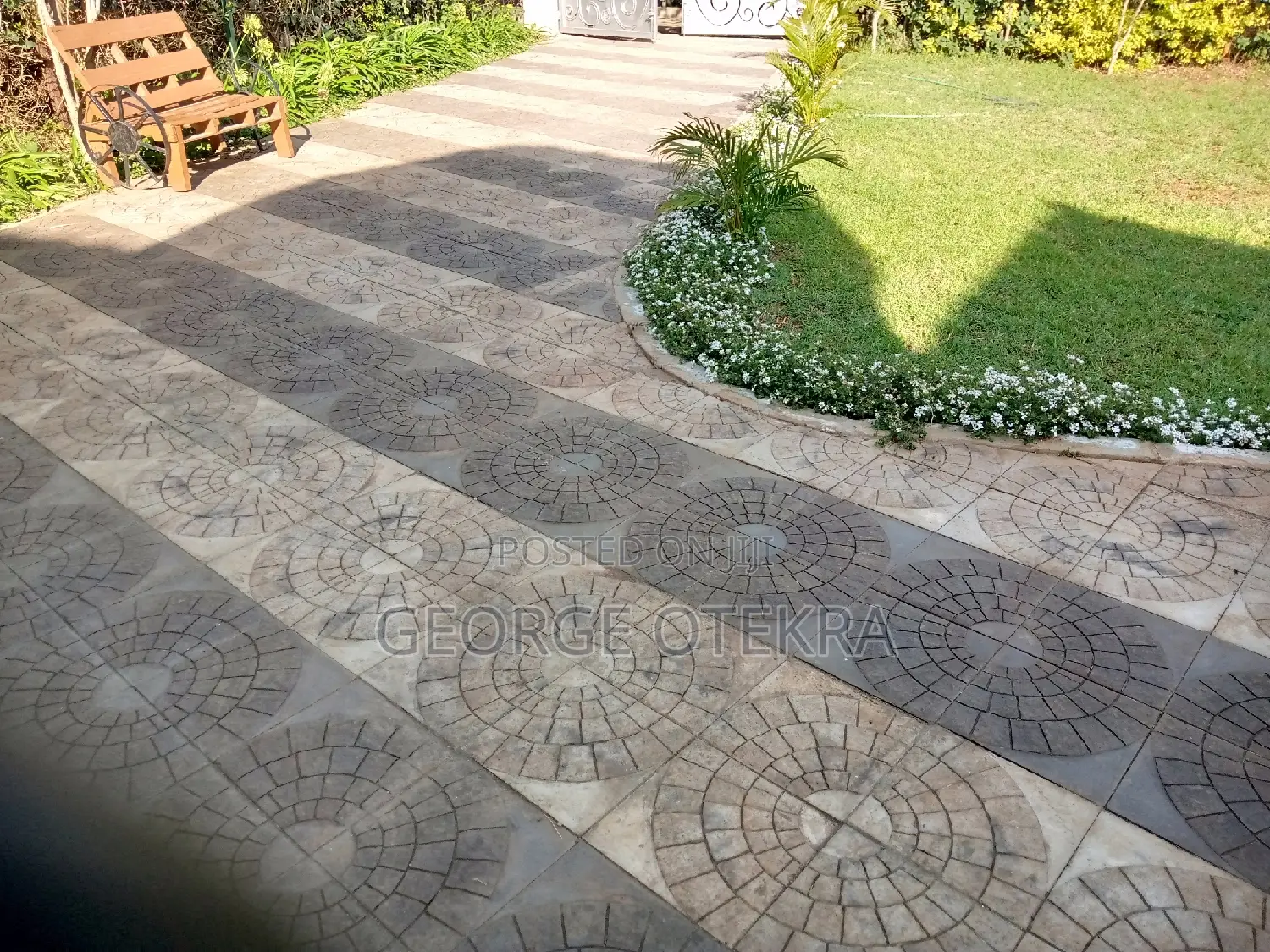Landscaping, Lawn Mowing Trimming And Designing