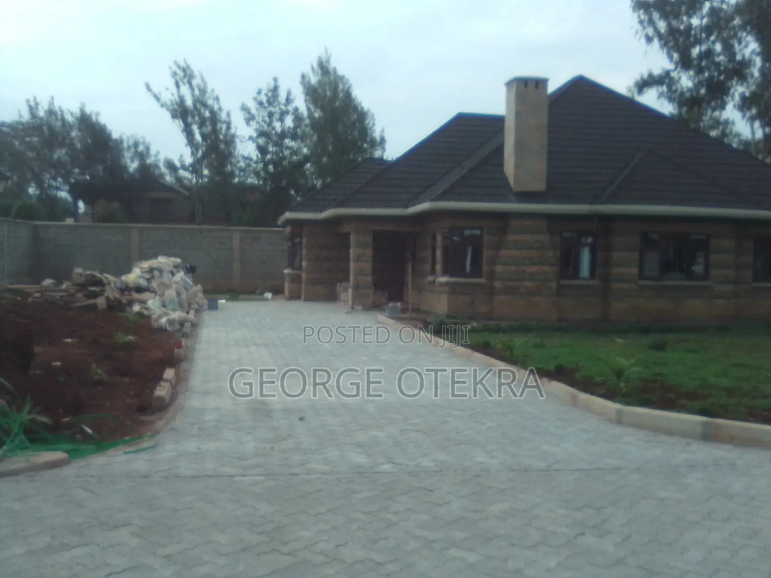 Landscaping, Lawn Mowing Trimming And Designing