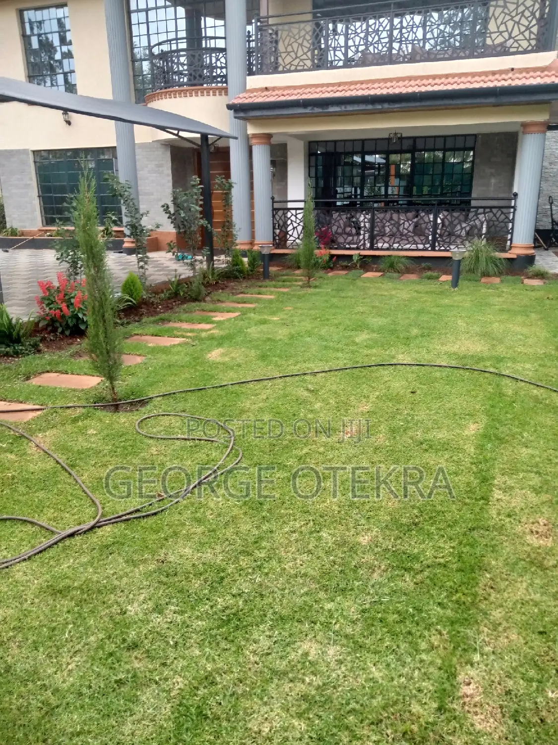Landscaping, Lawn Mowing Trimming And Designing