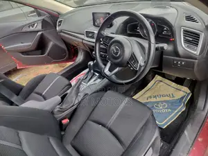 Mazda Axela 2017 Red