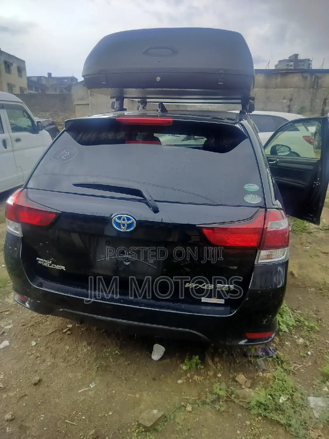 Toyota Corolla Fielder 2017 Black