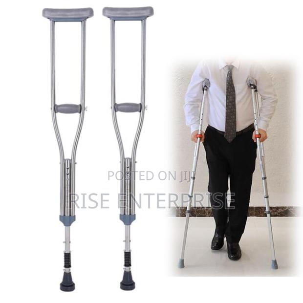 Under Arm Walking Crutches