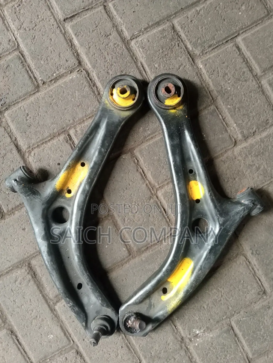 Mazda Demio 2010 Suspension Arms