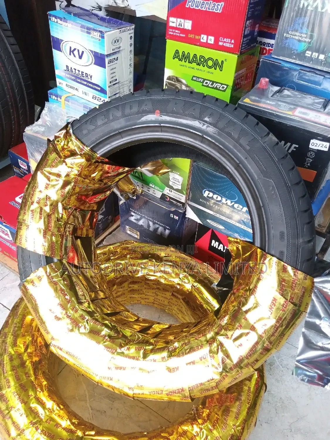 215/55r17 Kenda Tyre