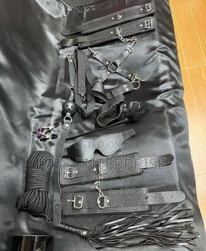 12 Piece Bedroom Accessories Set Black - main view